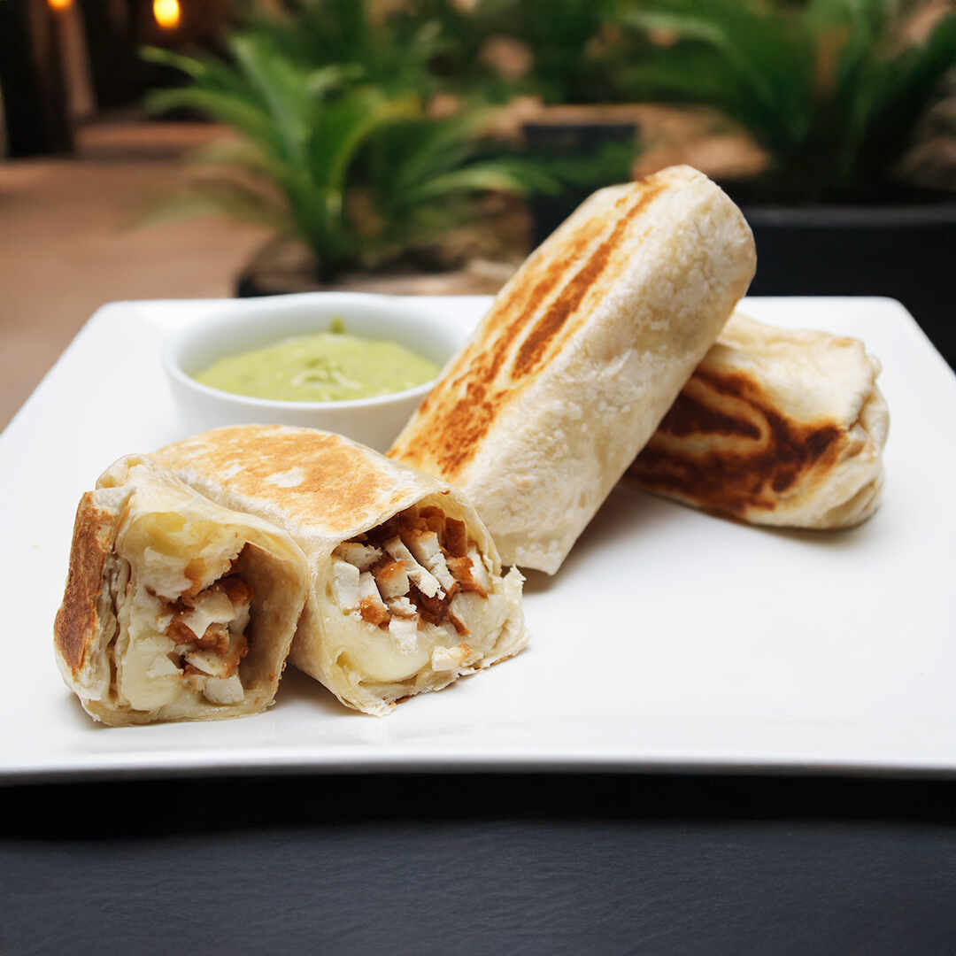 Cheesy Grilled Chicken Rollos